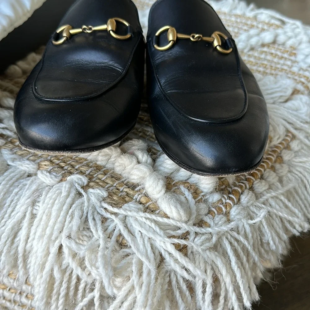 Gucci Princetown Horsebit Black Leather Flats Loafers Mules size 37 EUC - Picture 5 of 17